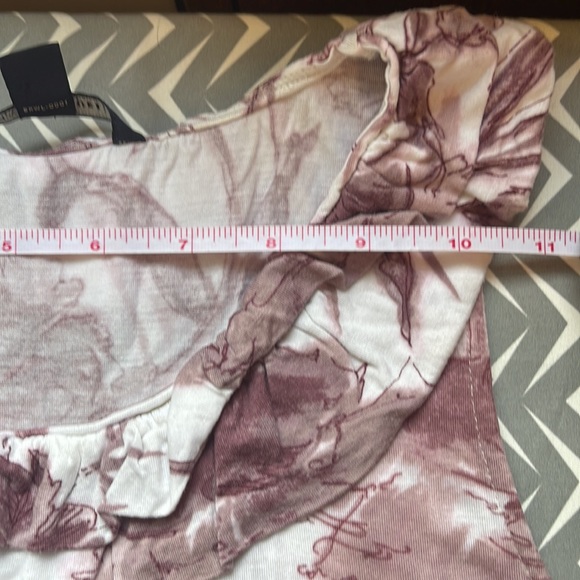 Banana Republic Soft & Flowy Ruffle Neck Sleeveless Top Medium - Picture 7 of 15